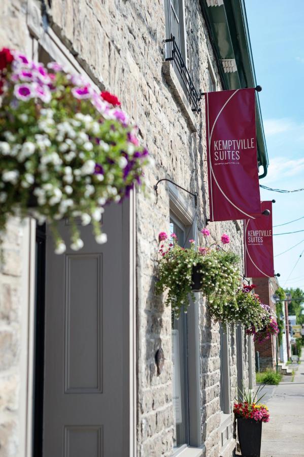 Kemptville Suites Extérieur photo